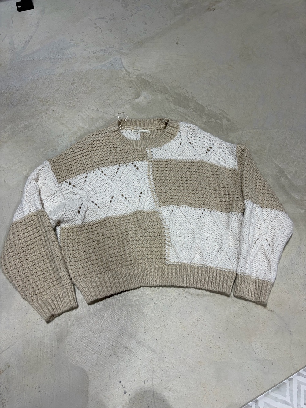 Pull & bear Beige and White Patchwork Cable Knit Sweater small